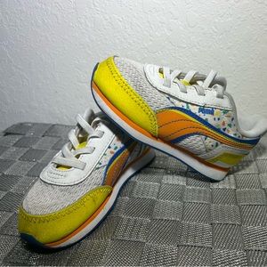 Puma toddler size sneakers